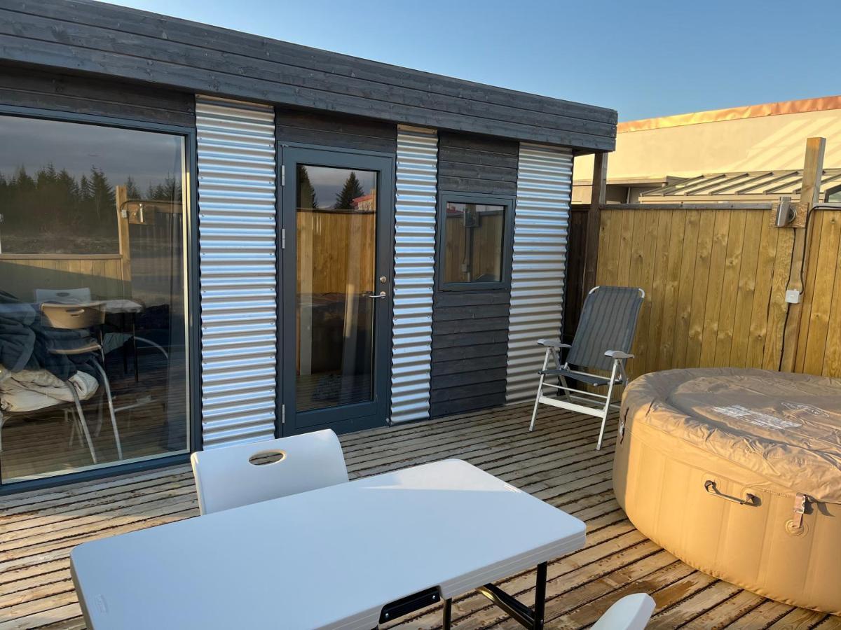 Adorable Tiny House In Reykjavikヴィラ エクステリア 写真